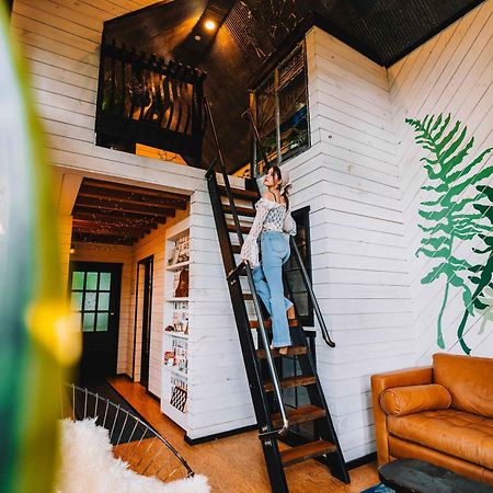 Treetop Hideaways: Wood Lily Treehouse In ชัททานูกา ภายนอก รูปภาพ